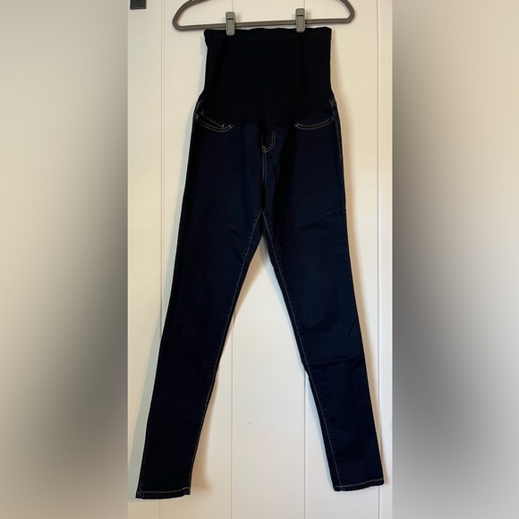Liz Lange for Target Denim - Liz Lange Maternity Dark Wash Skinny Jeans